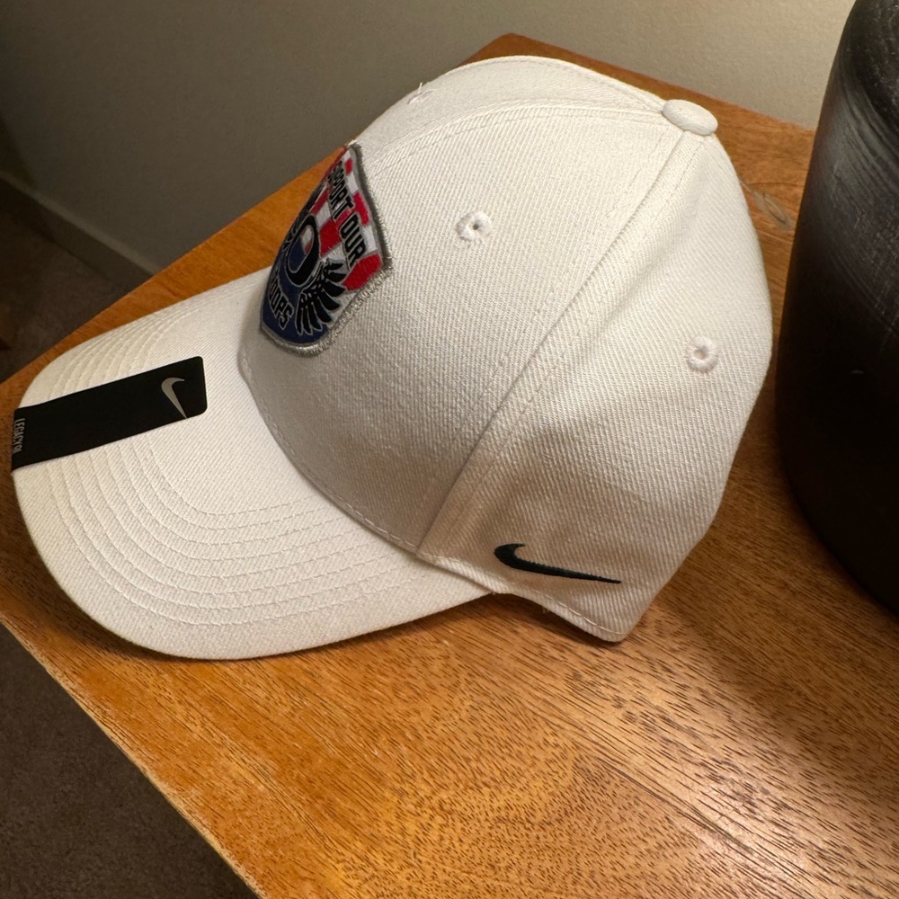 Nike White Cap support our troops Oregon ducks - Picture 3 of 4